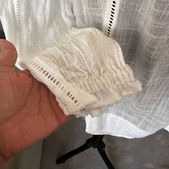 Sundance Linen Blend Ruffle Neck Blouse in size XS - Picture 5 of 9